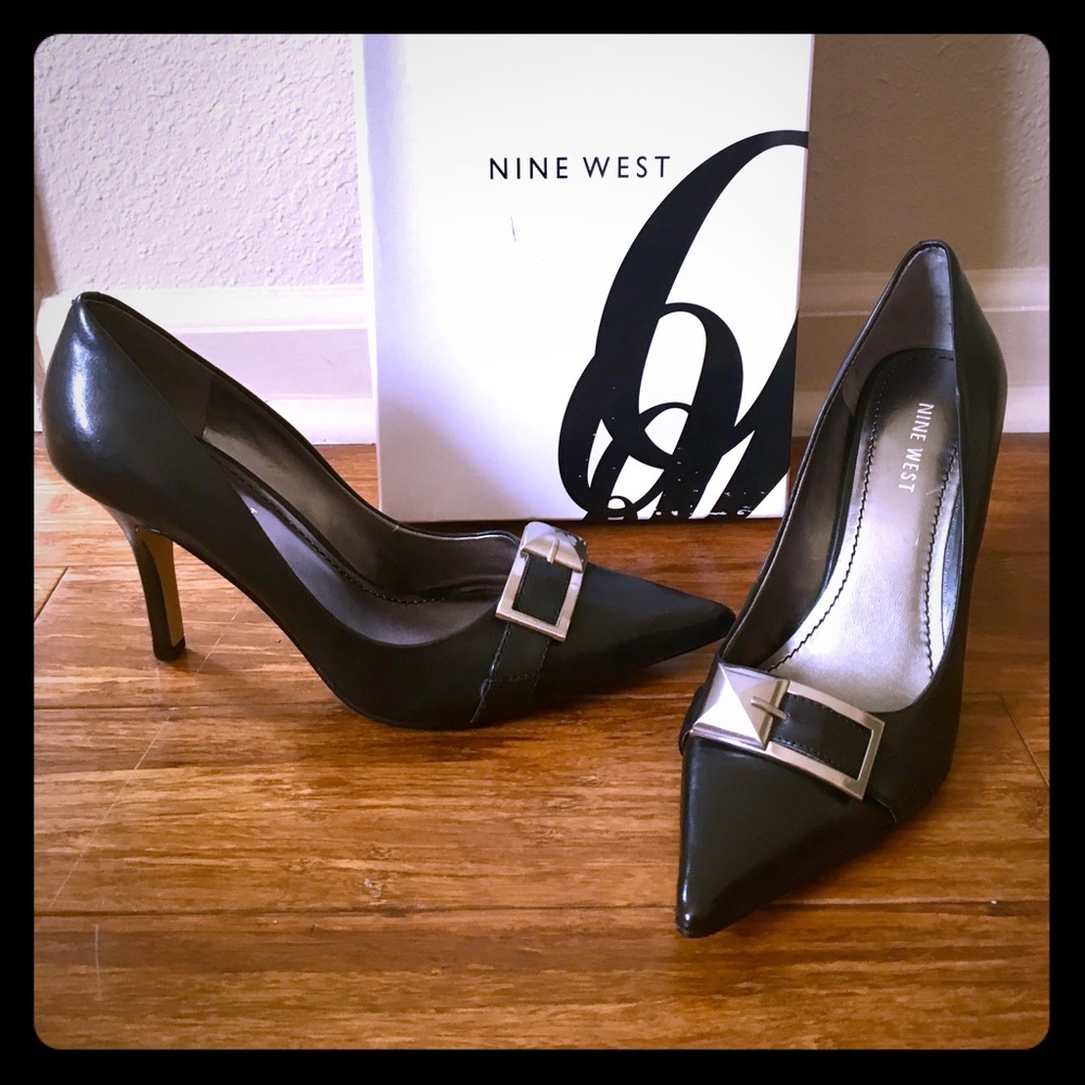 Nine West black pumps. NWOT. Size 7.5
